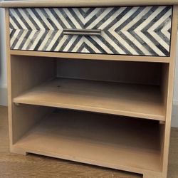 Nightstand 