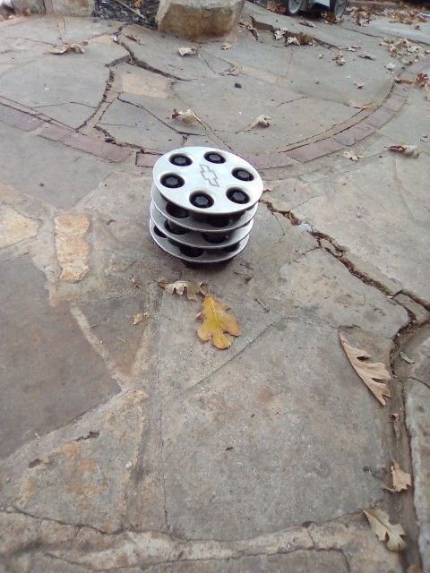 Chevy Six Lugs Caps