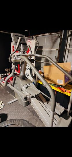 Life fitness elliptical