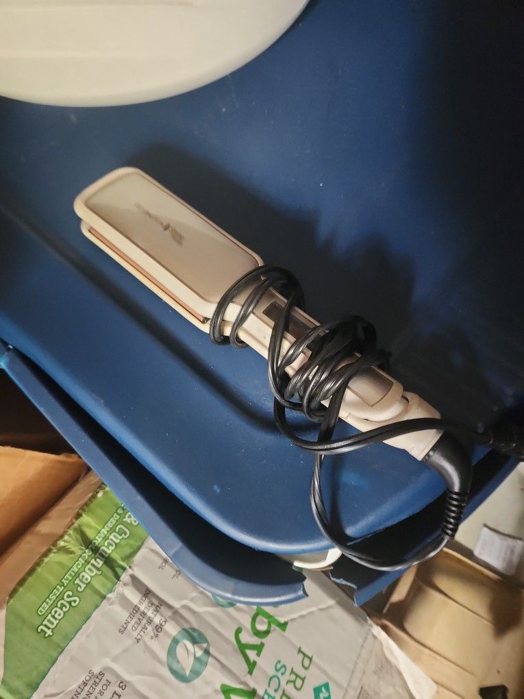 Hair Straightener