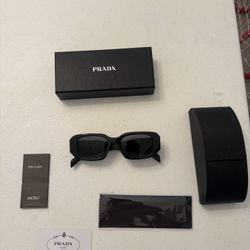 Prada Sunglasses Black