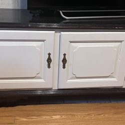 White Cabinet / Tv Stand 