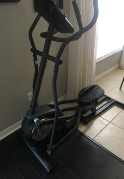 Golds gym elliptical