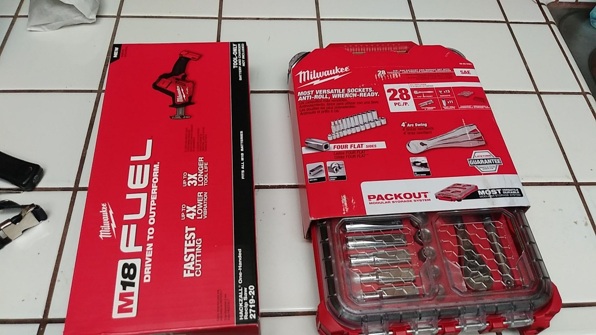 NEW never used milwaukee tools 150$