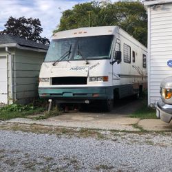 Motor home Tow It Away