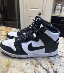 Nike dunk high panda