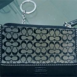 Coach Signature Jacquard Black Leather Card Case Keychain Wallet