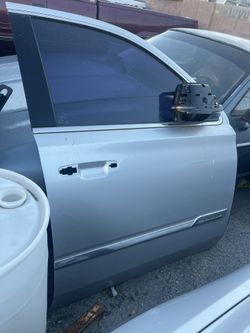 2016. Cadillac Escalade right front door.
