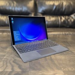 Touchscreen Microsoft Surface Pro 7 Core i5 8GB RAM 256GB SSD 12.3” 2K display Windows 11 tablet laptop computer