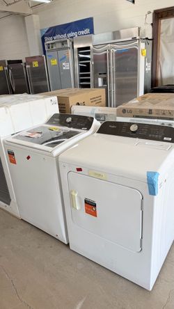 Whirlpool Washer and Dryer Set