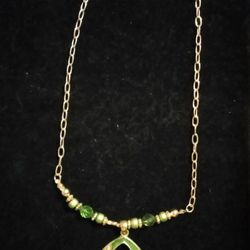 Women’s 19” Green Necklace Pendant Beaded.