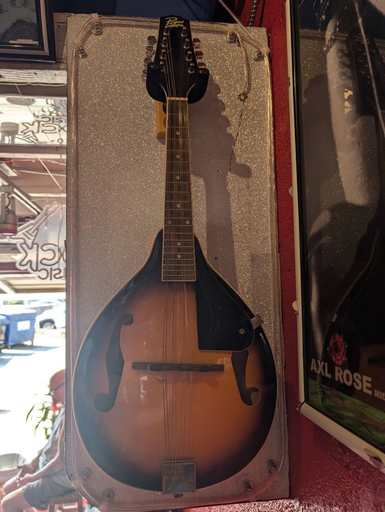 Mandolin