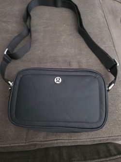 Lululemon camera bag