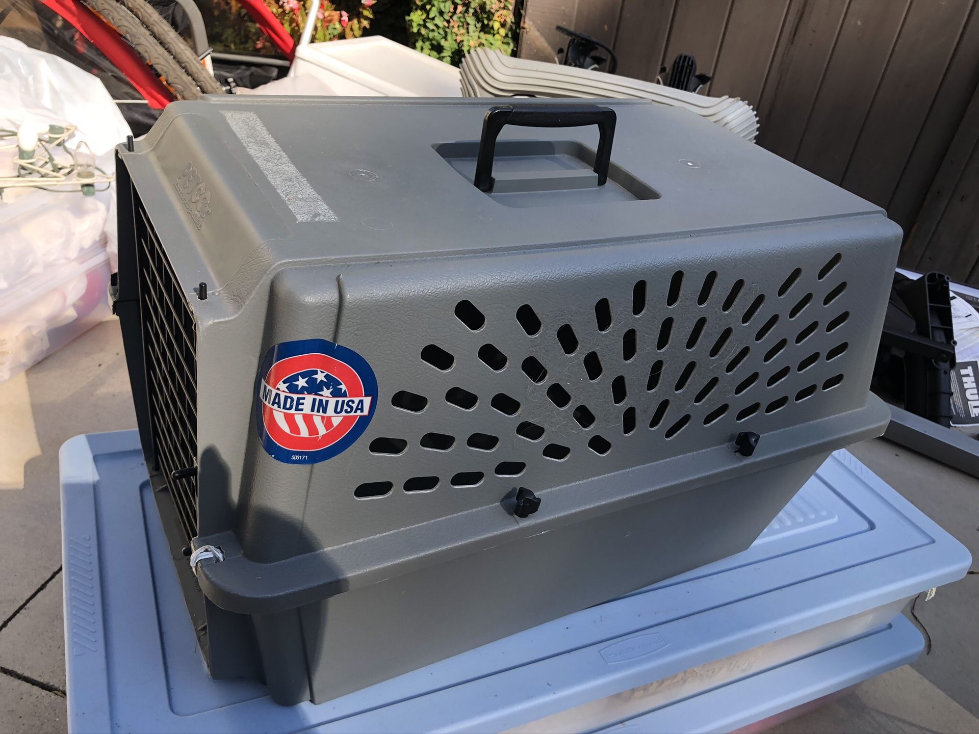 Pet carrier for small dog or cat