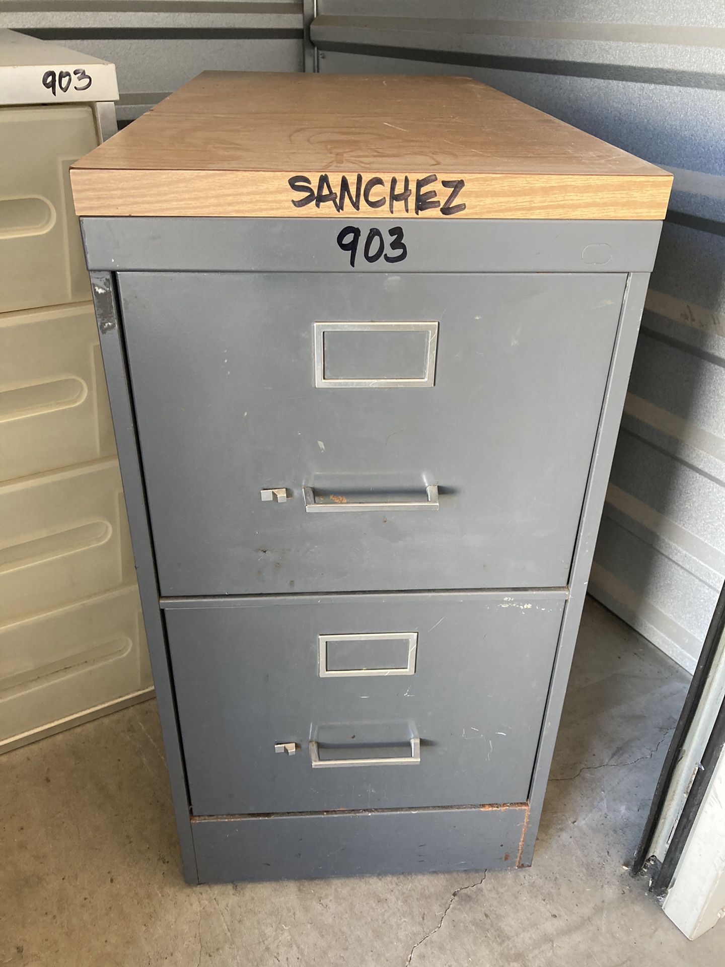 Metal File Cabinet (2 drawers)
