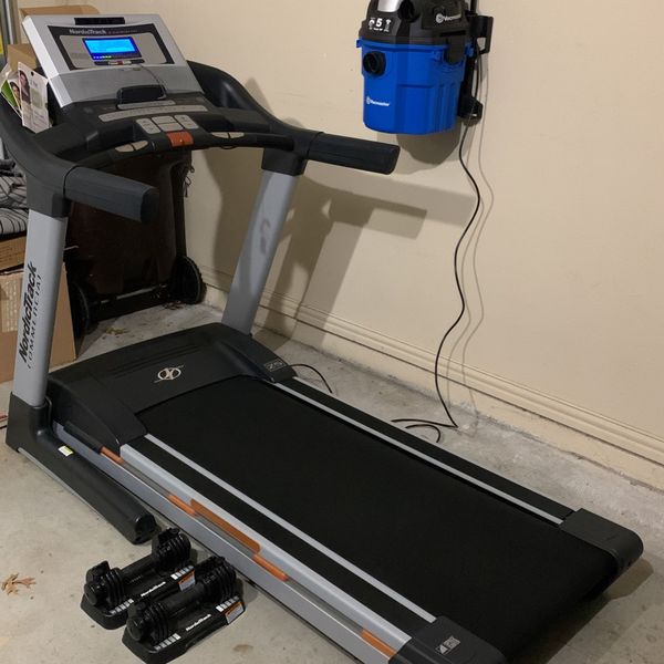 Nordic Track Treadmill ZS Nice! With Jillian Michaels Modules for Sale