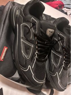 Dior B30's