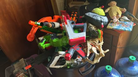Lot Of Nerf Guns And Toys 
