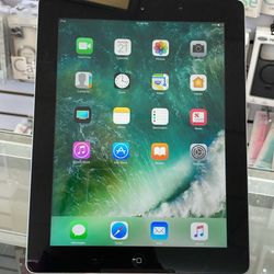 Great Condition IPad 4th gen 9.7 Unlocked, 16GB Storage, Comes With Charging Cable 
