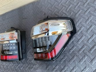 Toyota 4Runner Tail Light 2014-2024, Toyota 4Runner Tailight, OEM ORIGINAL TOYOTA PART, Like NEW, PASSENGER SIDE ONLY