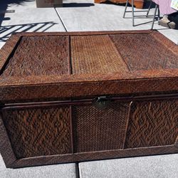 Wicker Storage Chest