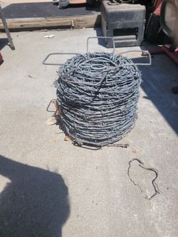 Double Strand Barbed Wire Fence

