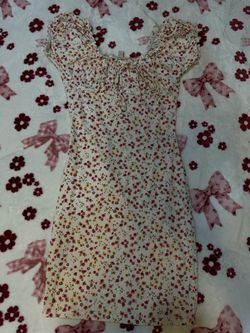 Vestido con flores XS-S