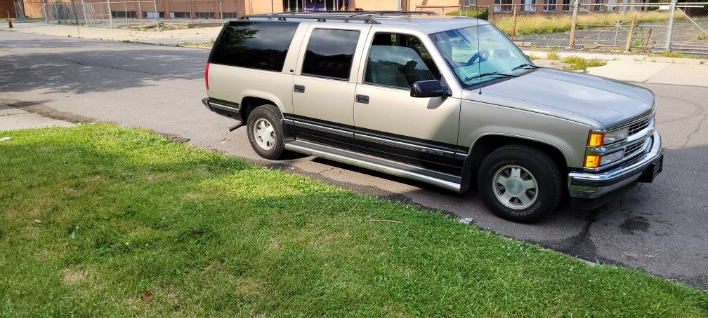 1999 Chevrolet Suburban