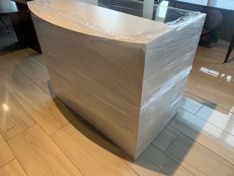Reception desk Shell 48” white , gray