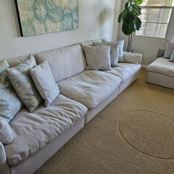 4 Piece Couch w/ Pillows