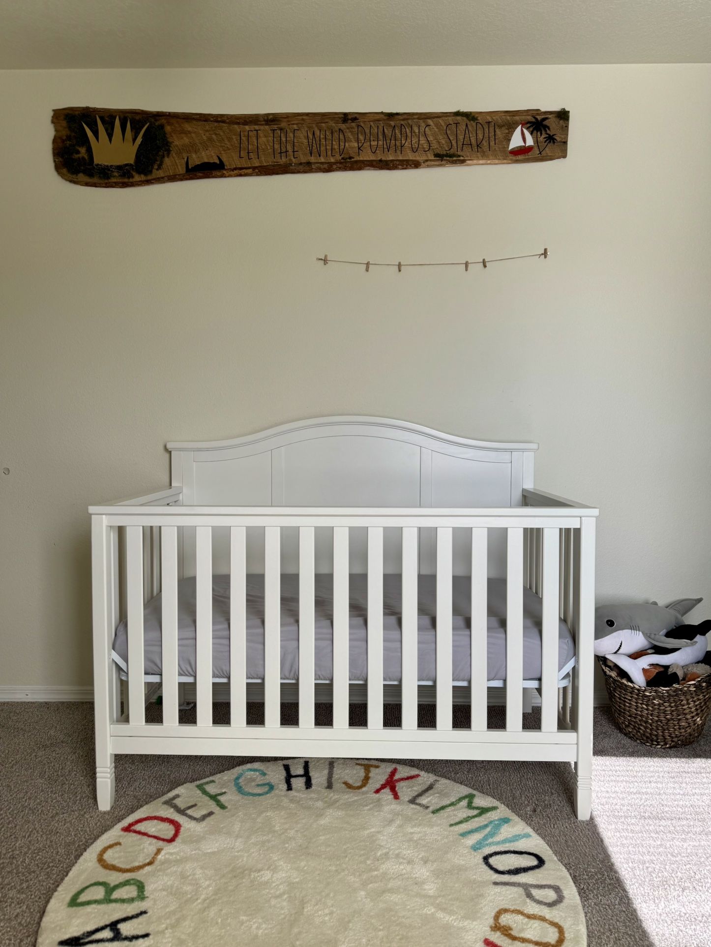 Convertible Crib + Dresser. Changing table, & Mattress (Sheets & Protectors Included)
