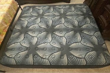 King Mattress and two box springs full size