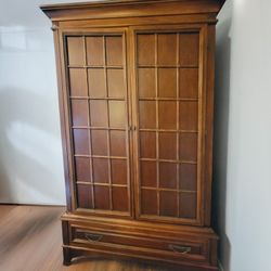 Drexel Heritage Solid Wood Entertainment Armoire/Wardrobe