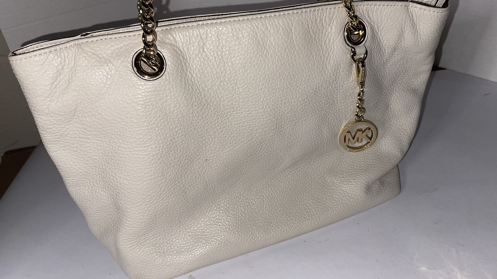 Michael Kors Leather Tote Purse Very Nice