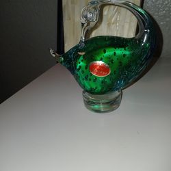 Murano Lavotazione green swan preening sculpture