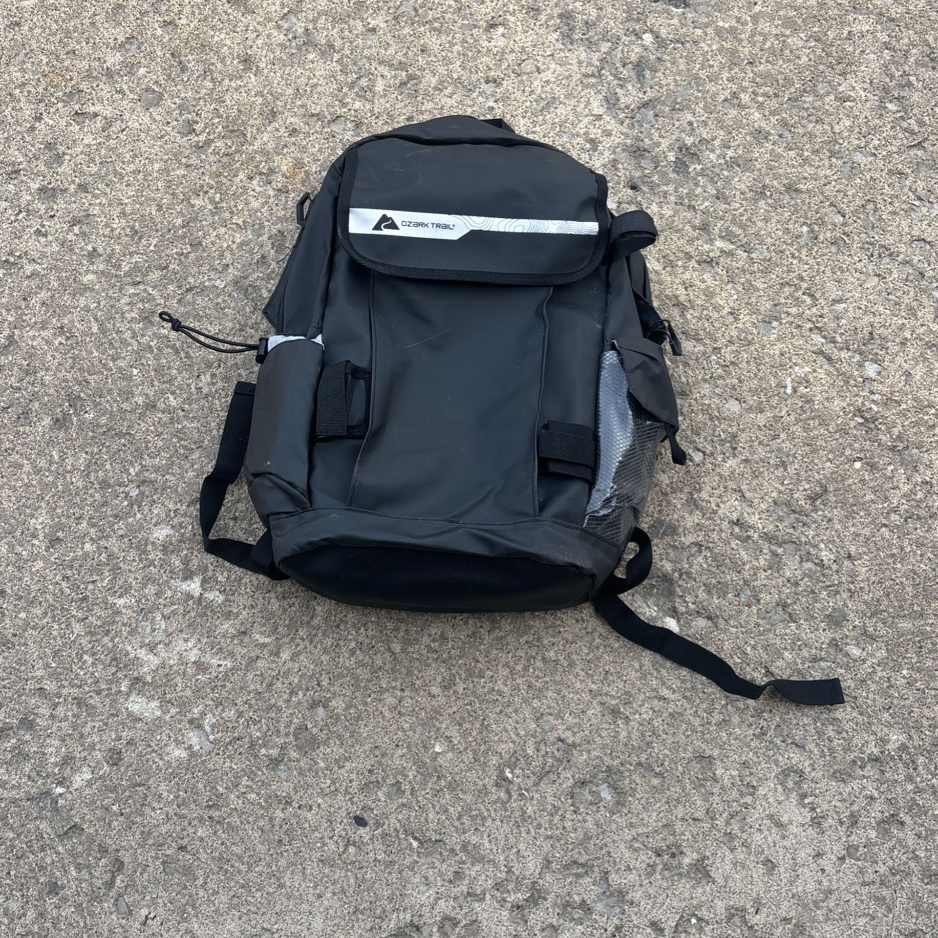 Ozark Trail Fishing Bag 