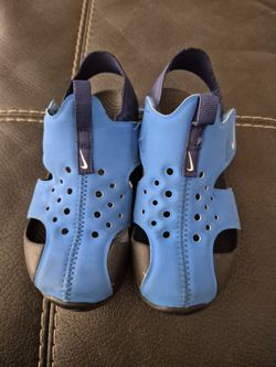 Kids Nike Sandals 12C