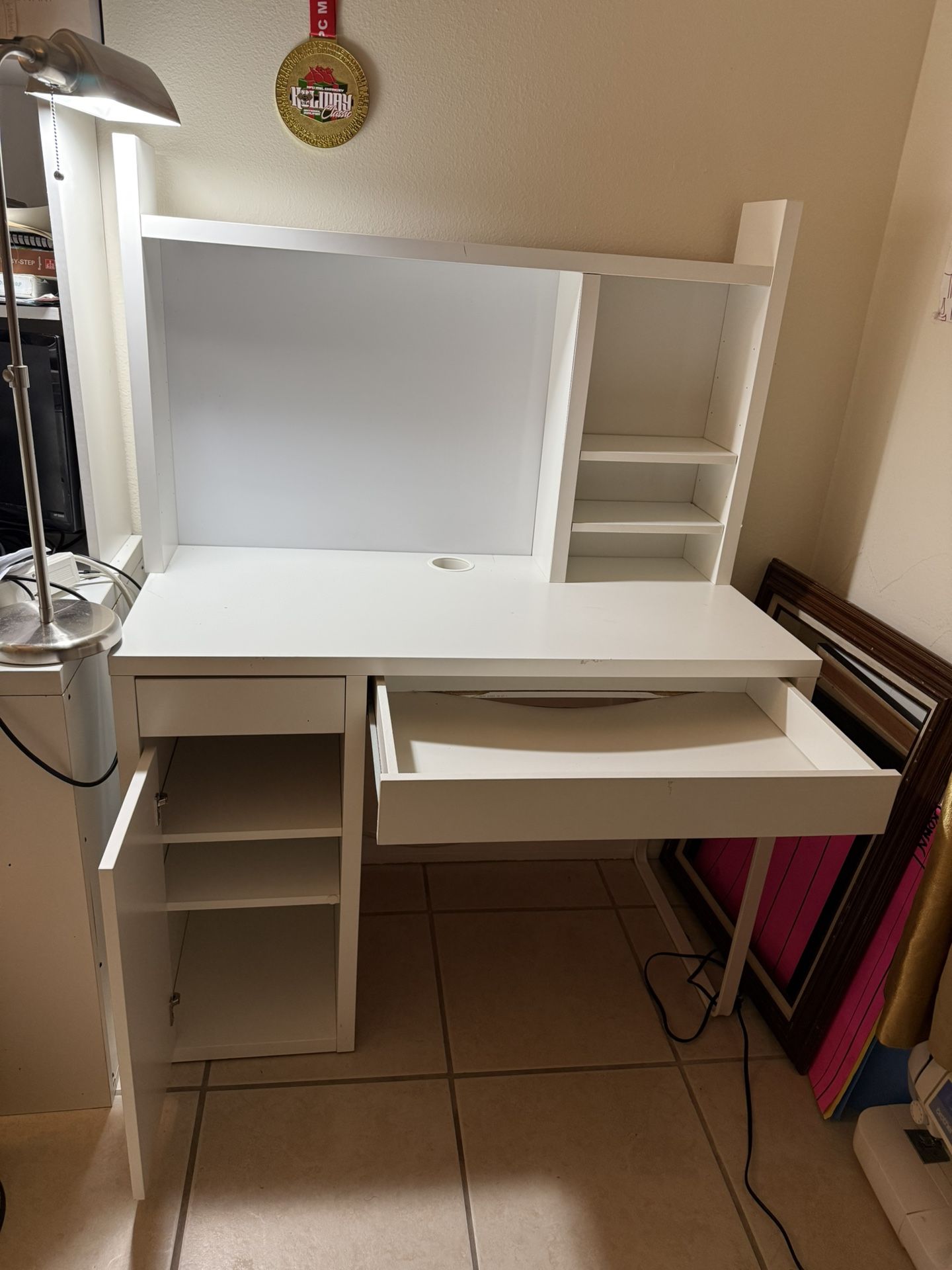 Desk With Dry Erase Board Hutch