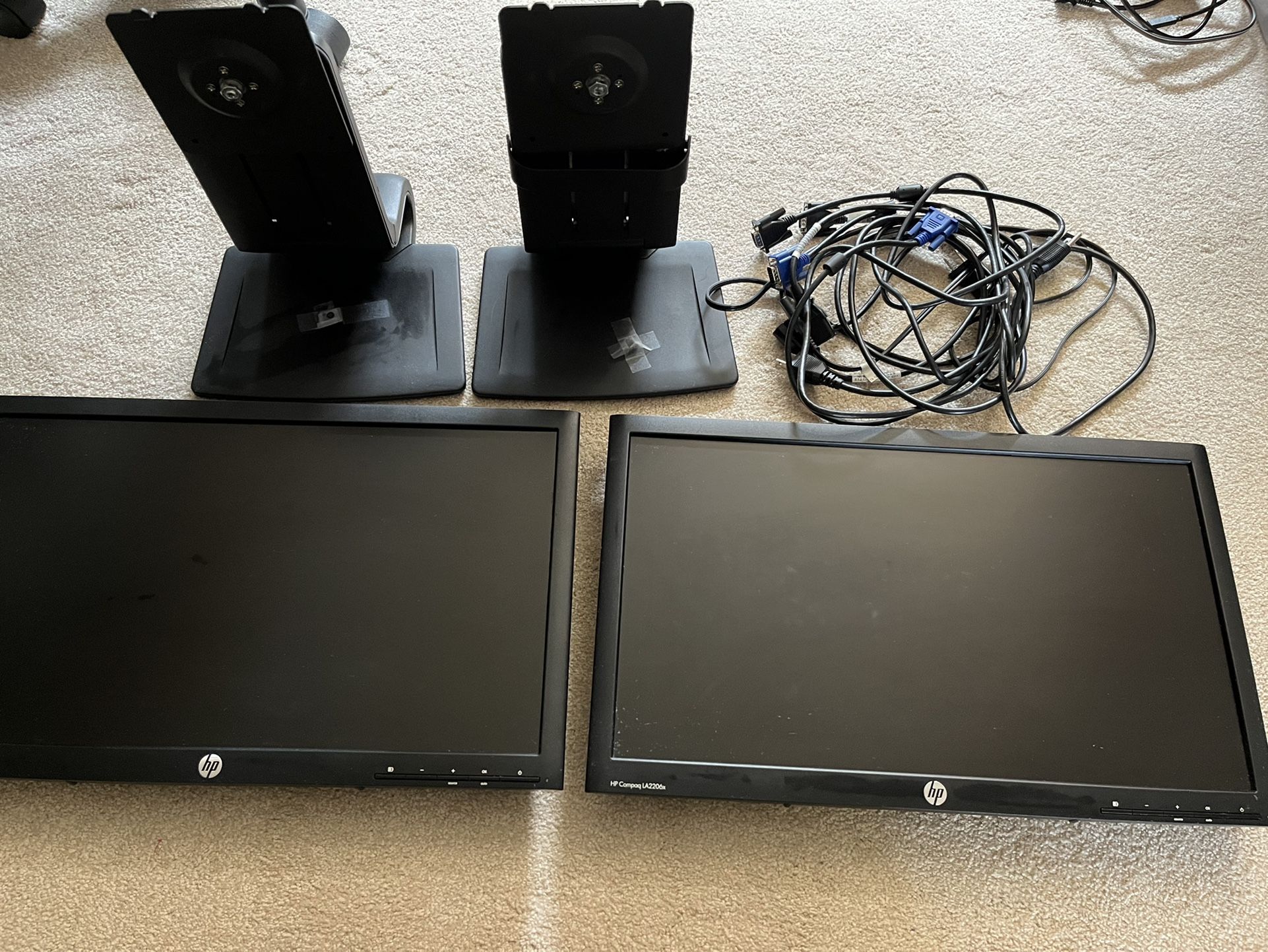 HP Desktop Dual Monitor With Stand