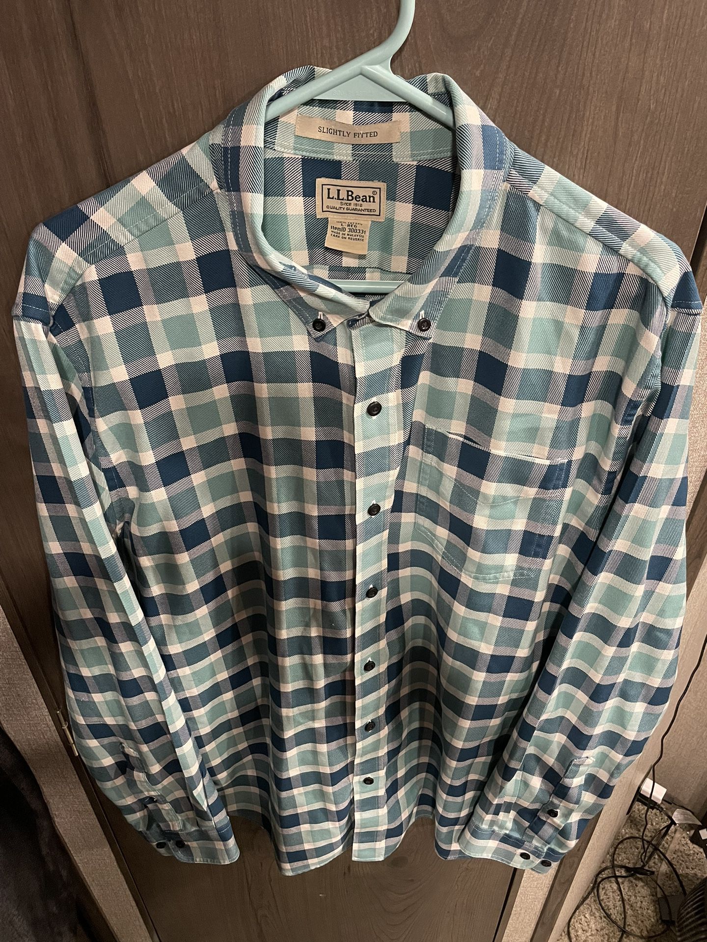 LL Bean Flannel Shirt Men’s Large Reg Slightly Fitted Blue Green Plaid