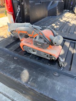 RIDGID Belt Sander with Dust Bag
