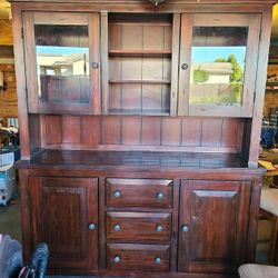 Beautiful Solid Wood Rustic Kitchen Hutch / China Cabinet