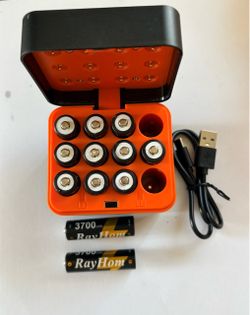 12 Pack Rechargeable AA lithium -ion batteries with charger
