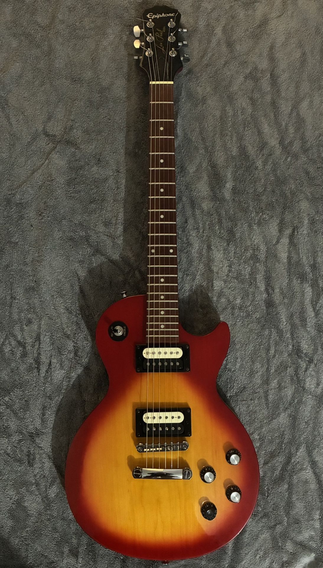 Epiphone Les Paul Model Cherry Sunburst