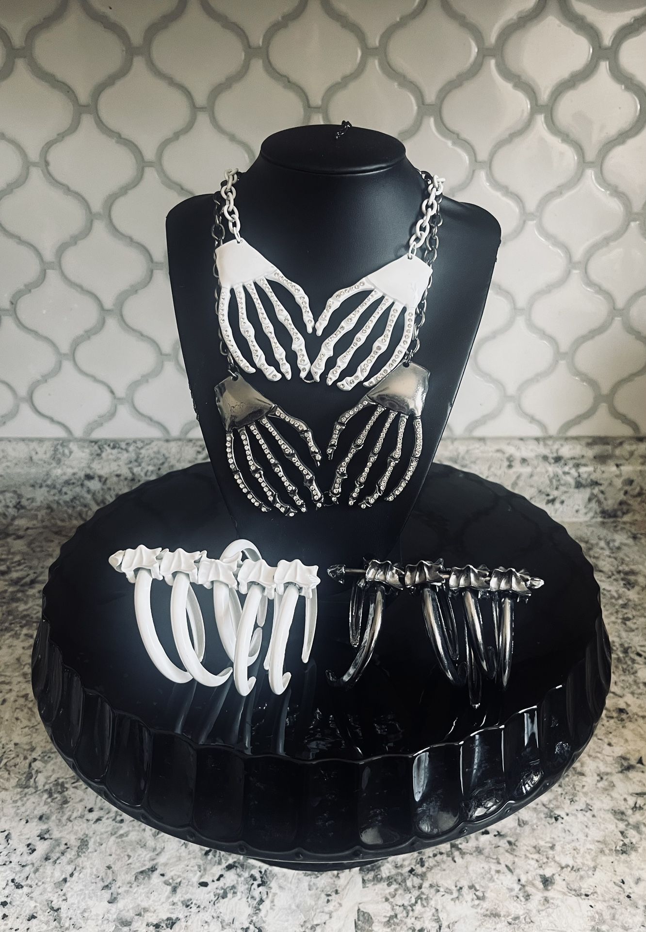 HALLOWEEN/DAY OF THE DEAD JEWELRY-Necklace and Bracelet