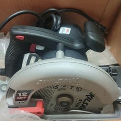 Reconditioned Skil saw Like Brand New