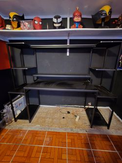 70 inch Gaming desk