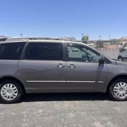 2005 Toyota Sienna