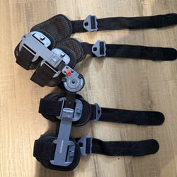 Hinged Knee Brace