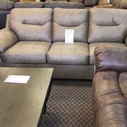 🚚Ask 👉Sectional, Sofa, Couch, Loveseat, Living Room Set, Ottoman, Recliner, Chair, Sleeper. 

✔️In Stock 👉Maderla Pebble Living Room Set